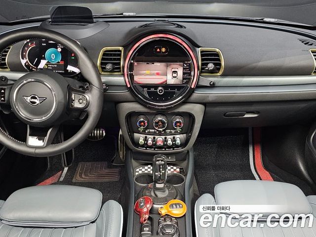 MINI Clubman 2024 — фото 10