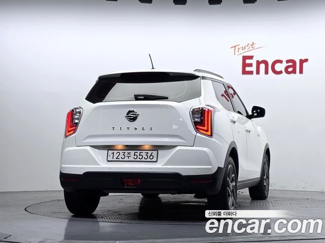 SsangYong Tivoli 2022 — фото 4
