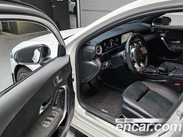 Mercedes-Benz A-Class 2023 — фото 10