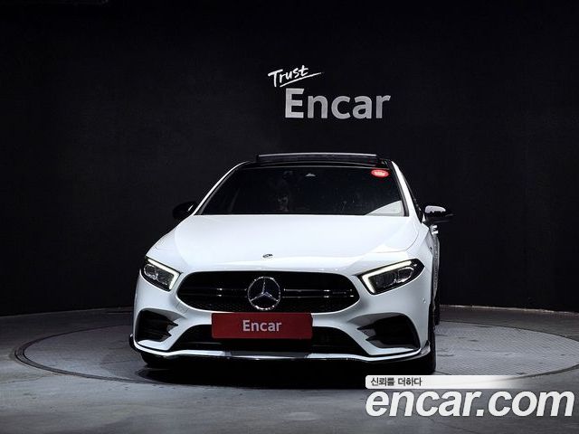 Mercedes-Benz A-Class 2023 — фото 3