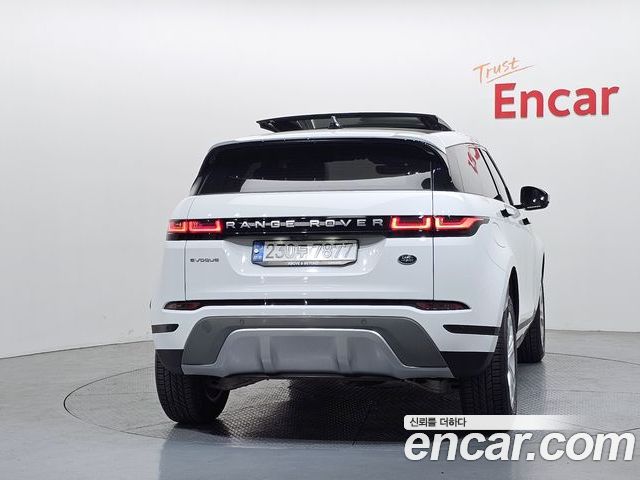 Land Rover Range Rover Evoque 2022 — фото 4