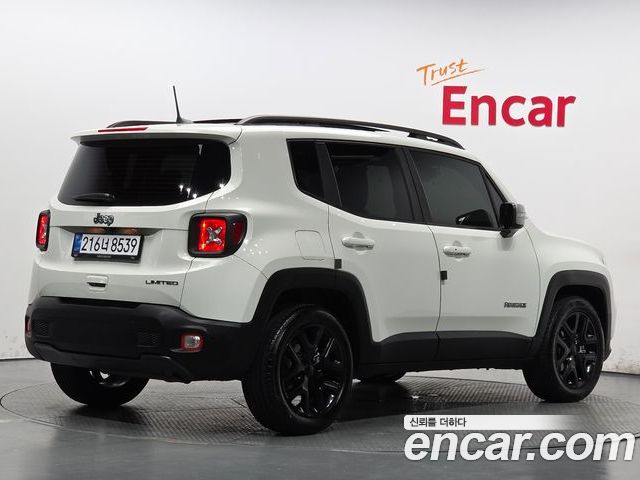 Jeep Renegade 2022 — фото 2