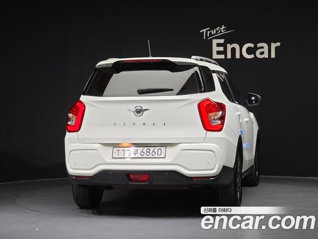 SsangYong Tivoli 2022 — фото 4