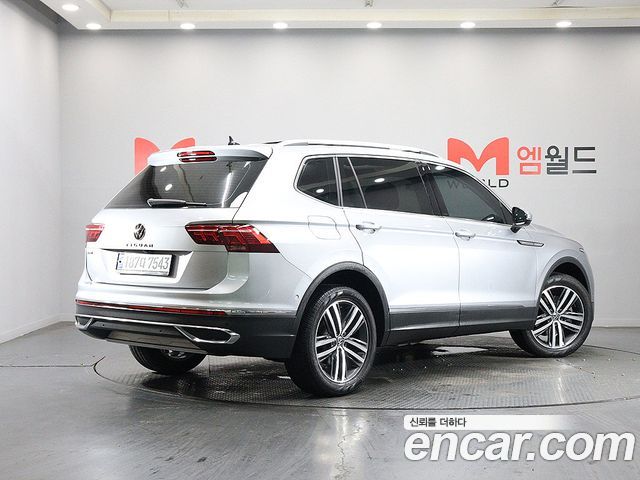 Volkswagen Tiguan 2023 — фото 4