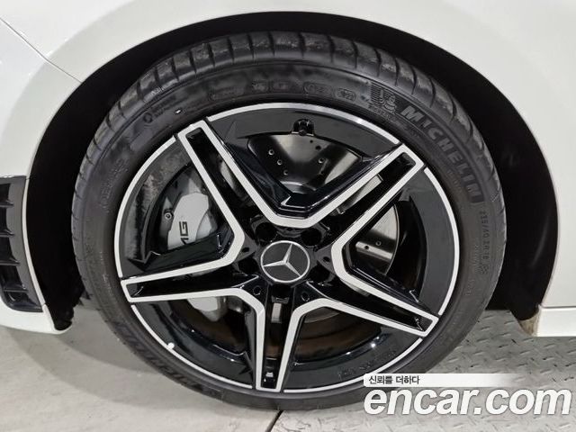 Mercedes-Benz A-Class 2023 — фото 5