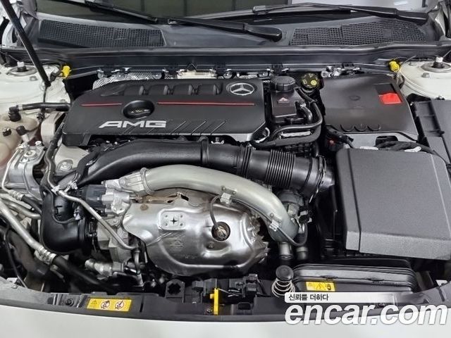 Mercedes-Benz A-Class 2023 — фото 6