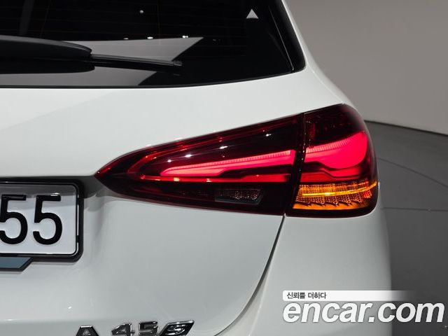 Mercedes-Benz A-Class 2025 — фото 9