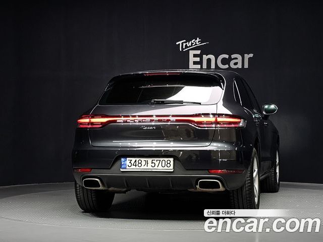 Porsche Macan 2021 — фото 4