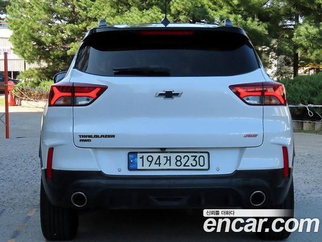 Chevrolet Trailblazer 2023 — фото 4