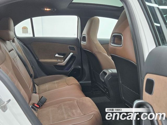 Mercedes-Benz A-Class 2025 — фото 10