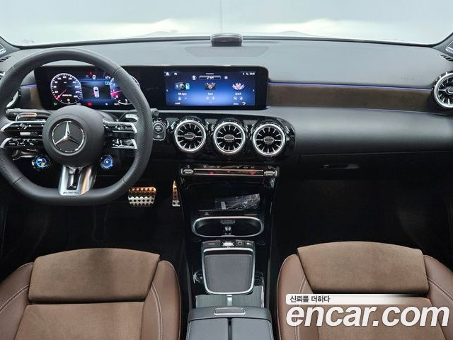 Mercedes-Benz A-Class 2025 — фото 7