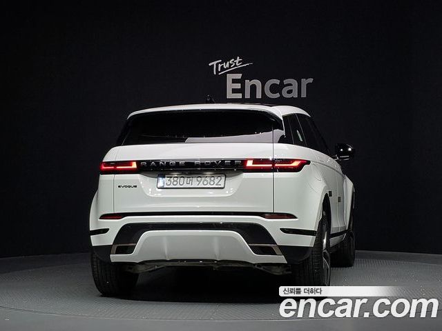 Land Rover Range Rover Evoque 2025 — фото 4