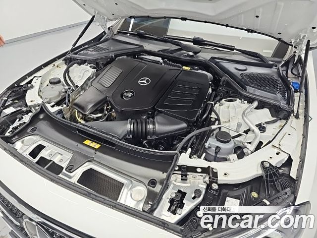 Mercedes-Benz E-Class 2025 — фото 6
