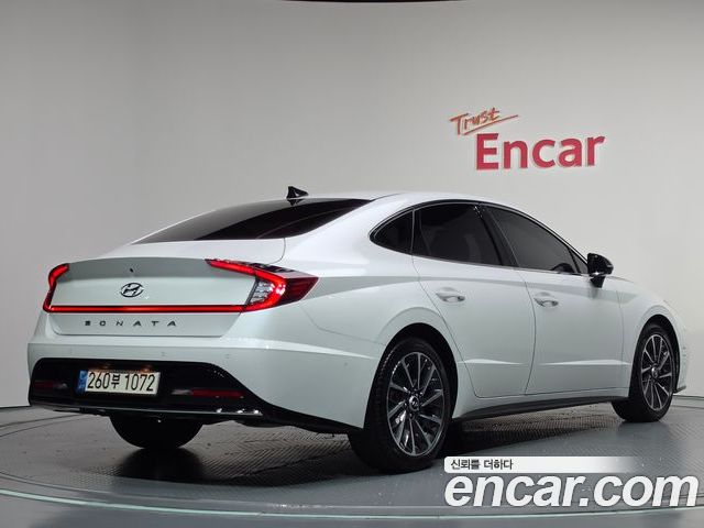 Hyundai Sonata 2022 — фото 2