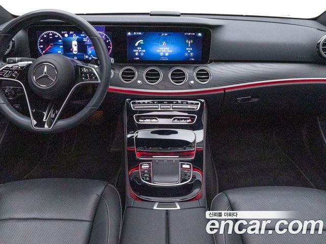 Mercedes-Benz E-Class 2023 — фото 7