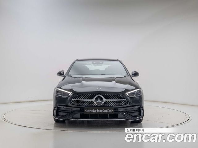 Mercedes-Benz C-Class 2025 — фото 3