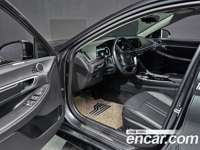 Hyundai Sonata 2023 — фото 10