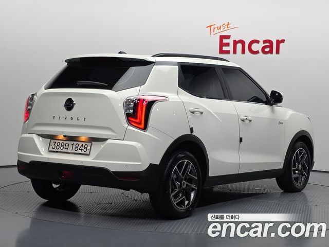 SsangYong Tivoli 2022 — фото 2