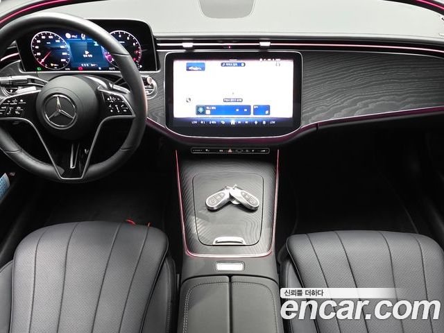 Mercedes-Benz E-Class 2025 — фото 10