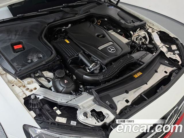 Mercedes-Benz E-Class 2023 — фото 6