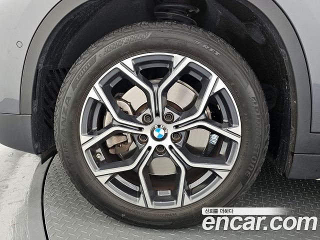BMW X1 2022 — фото 5