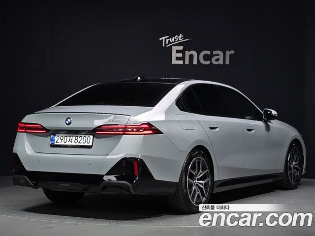 BMW 5 Series 2026 — фото 2