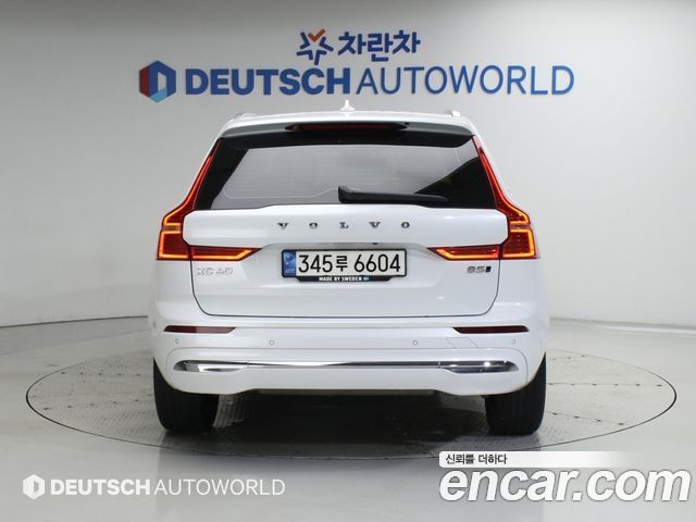 Volvo XC60 2022 — фото 4