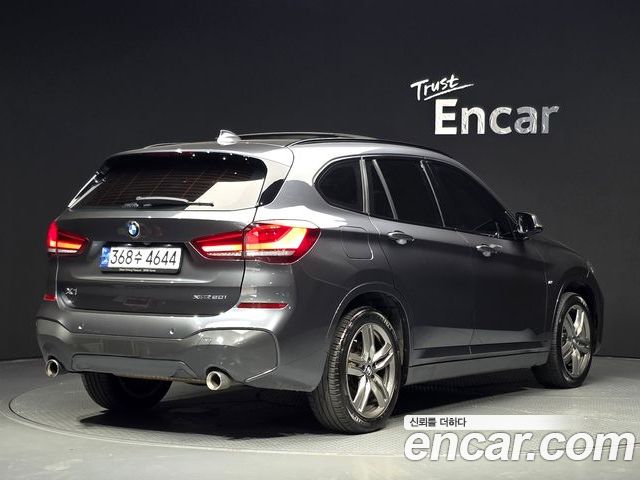 BMW X1 2022 — фото 2