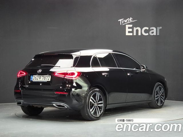 Mercedes-Benz A-Class 2023 — фото 2