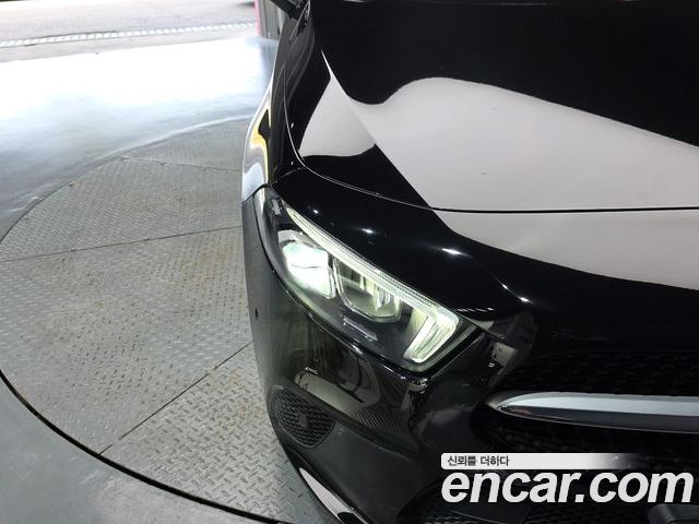 Mercedes-Benz A-Class 2023 — фото 8