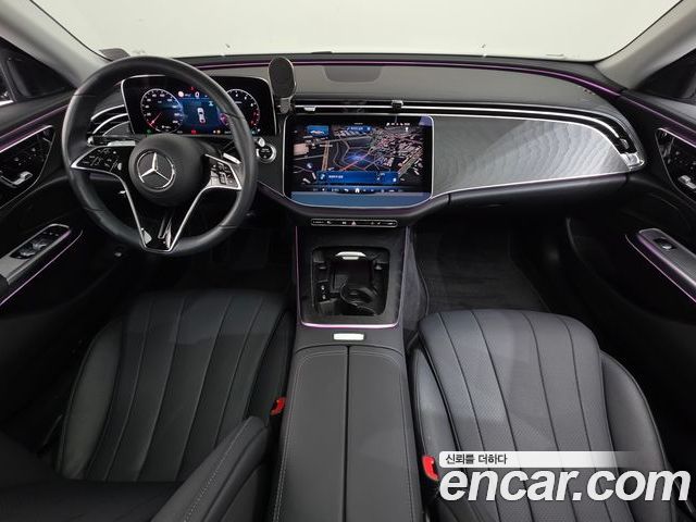 Mercedes-Benz E-Class 2025 — фото 10