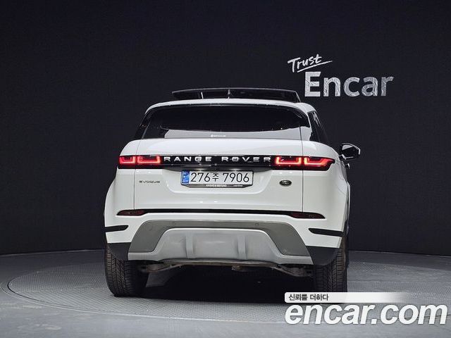 Land Rover Range Rover Evoque 2022 — фото 4