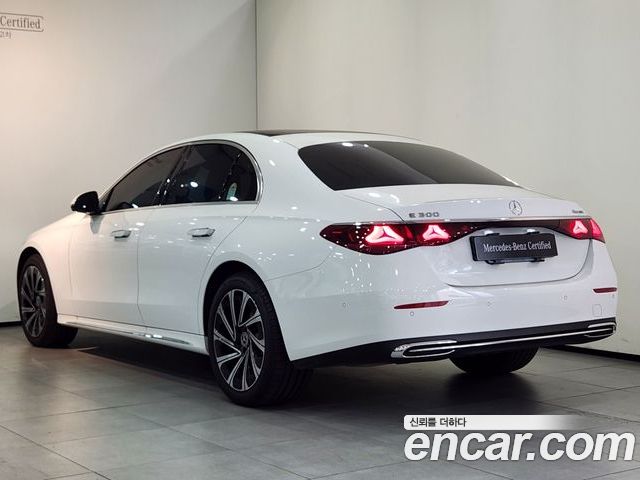 Mercedes-Benz E-Class 2026 — фото 2
