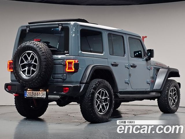 Jeep Wrangler 2024 — фото 2