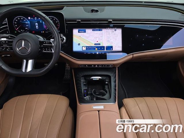Mercedes-Benz E-Class 2025 — фото 10