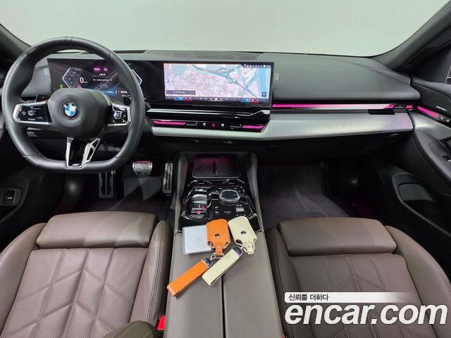 BMW 5 Series 2024 — фото 10