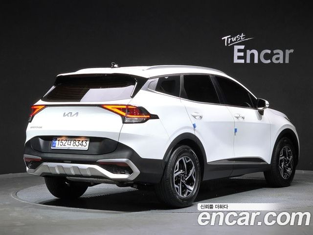 Kia Sportage 2022 — фото 2