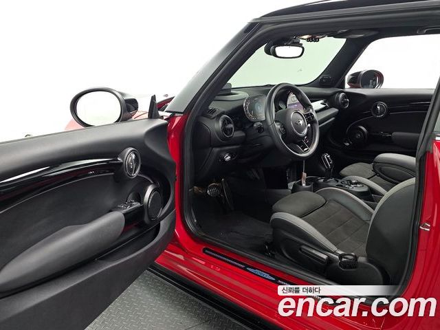 MINI Cooper 2023 — фото 10