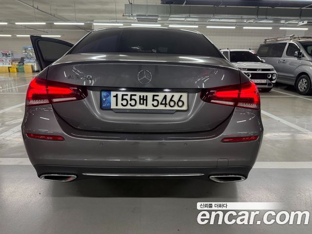 Mercedes-Benz A-Class 2023 — фото 4