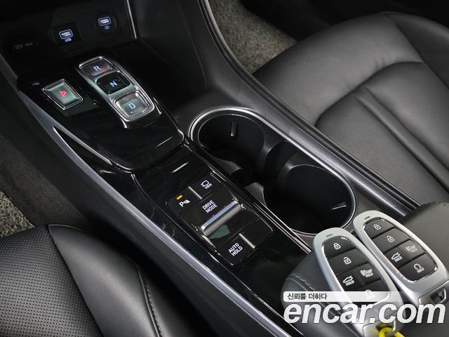 Hyundai Sonata 2022 — фото 9