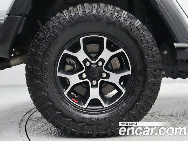 Jeep Wrangler 2023 — фото 6