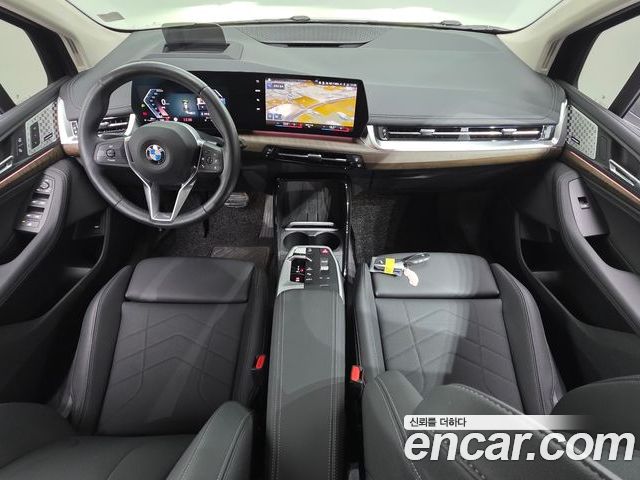 BMW 2 Series 2023 — фото 10