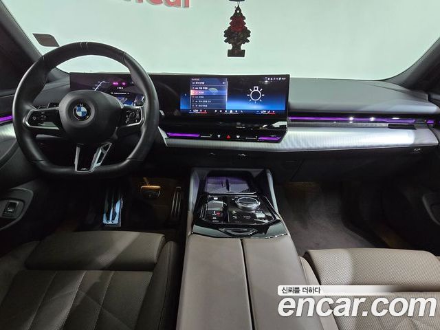 BMW 5 Series 2024 — фото 10