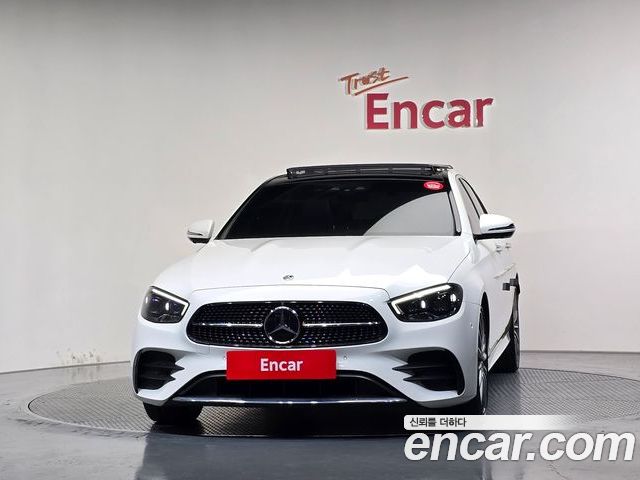 Mercedes-Benz E-Class 2022 — фото 3