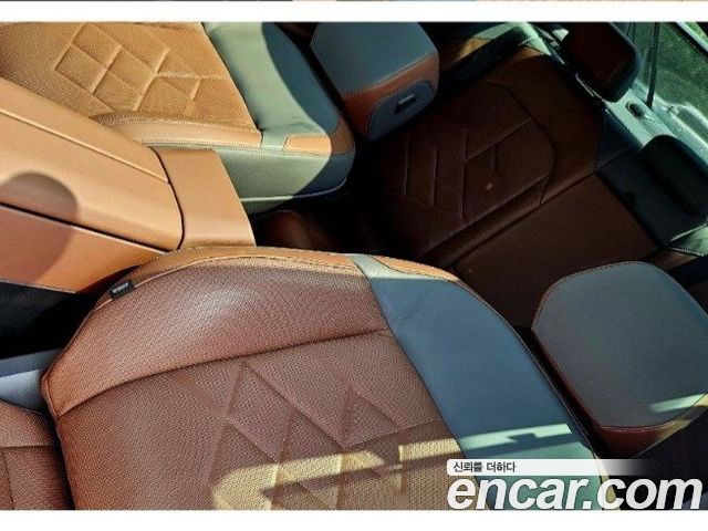 BMW 5 Series 2024 — фото 10