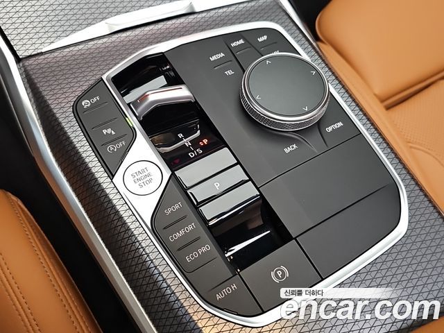 BMW 3 Series 2025 — фото 9