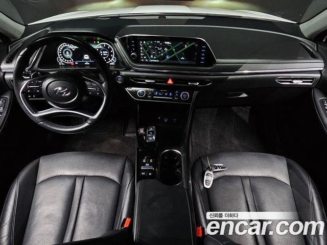 Hyundai Sonata 2022 — фото 10