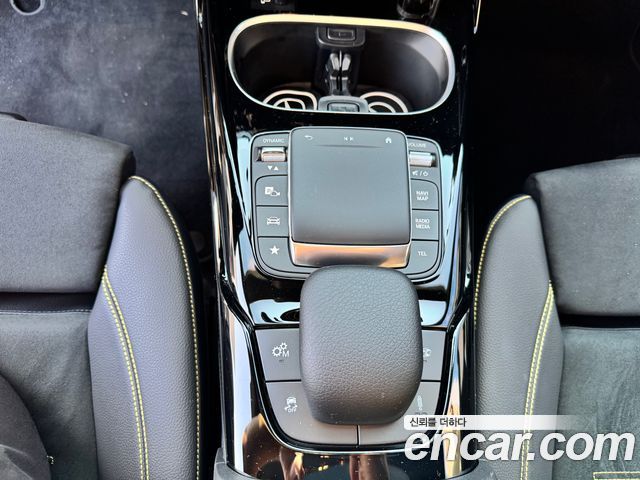 Mercedes-Benz CLA 2023 — фото 9
