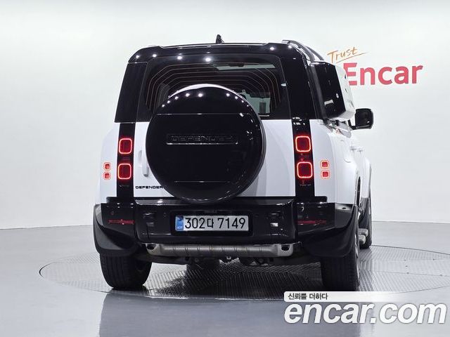 Land Rover Defender 2025 — фото 4