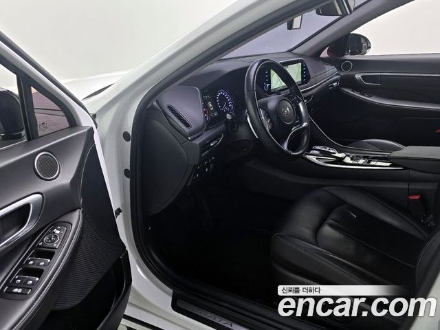 Hyundai Sonata 2022 — фото 10